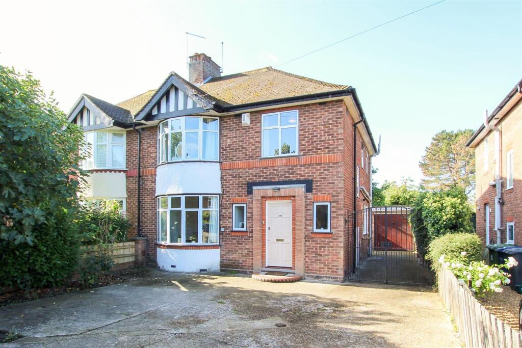Main image of property: Windsor Road, Cambridge