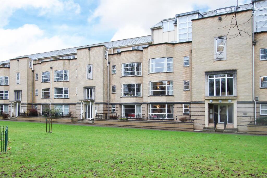 Main image of property: Petersfield, Cambridge