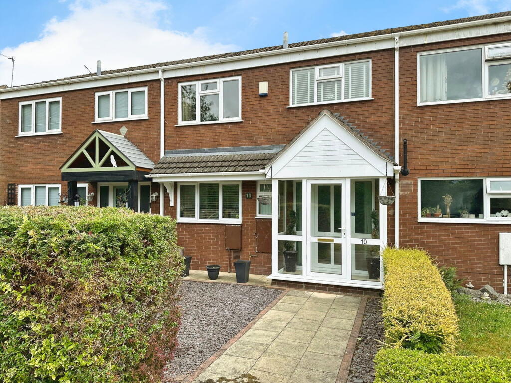 Main image of property: Oaks Drive, Featherstone, Wolverhampton, WV10 7PX