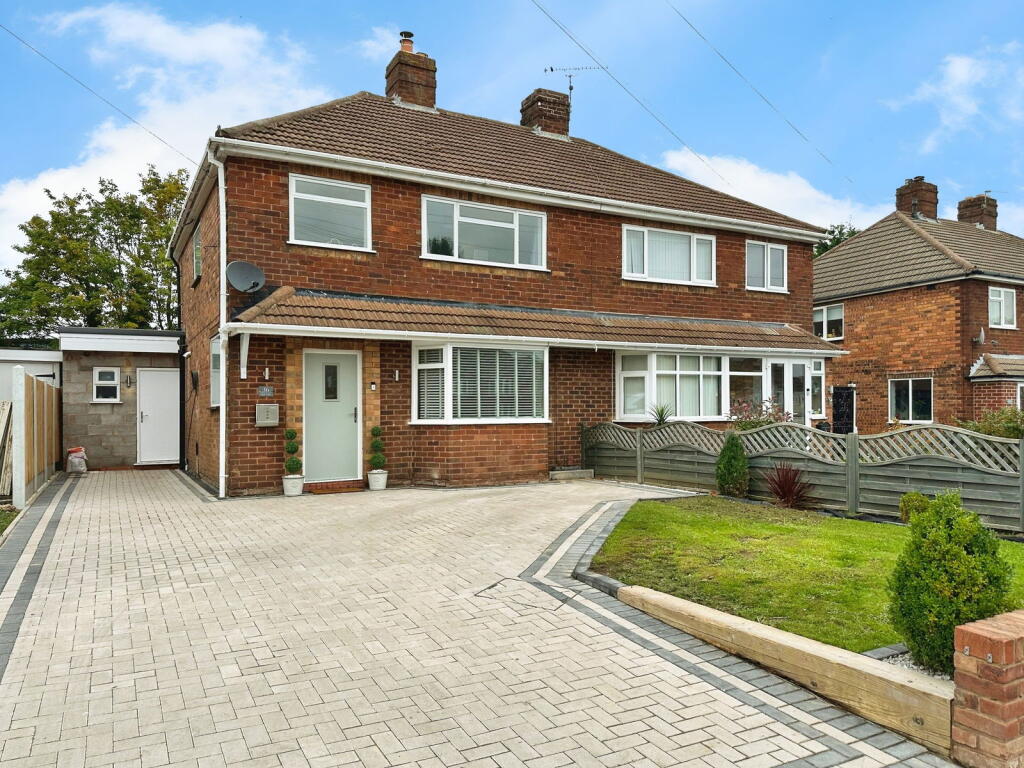 Main image of property: Lawnswood Avenue, Tettenhall, Wolverhampton, WV6 9HP