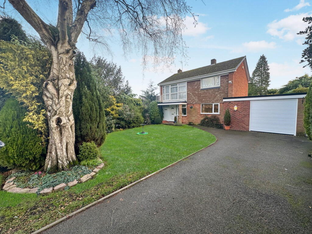 Main image of property: Weston Close, Bishops Wood,South Staffordshire,ST19 9AW