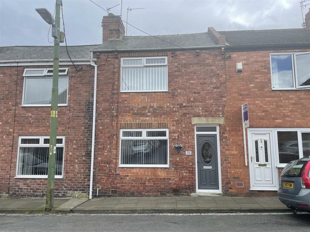 2 bedroom terraced house for sale in Holyoake Street, Pelton Lane Ends