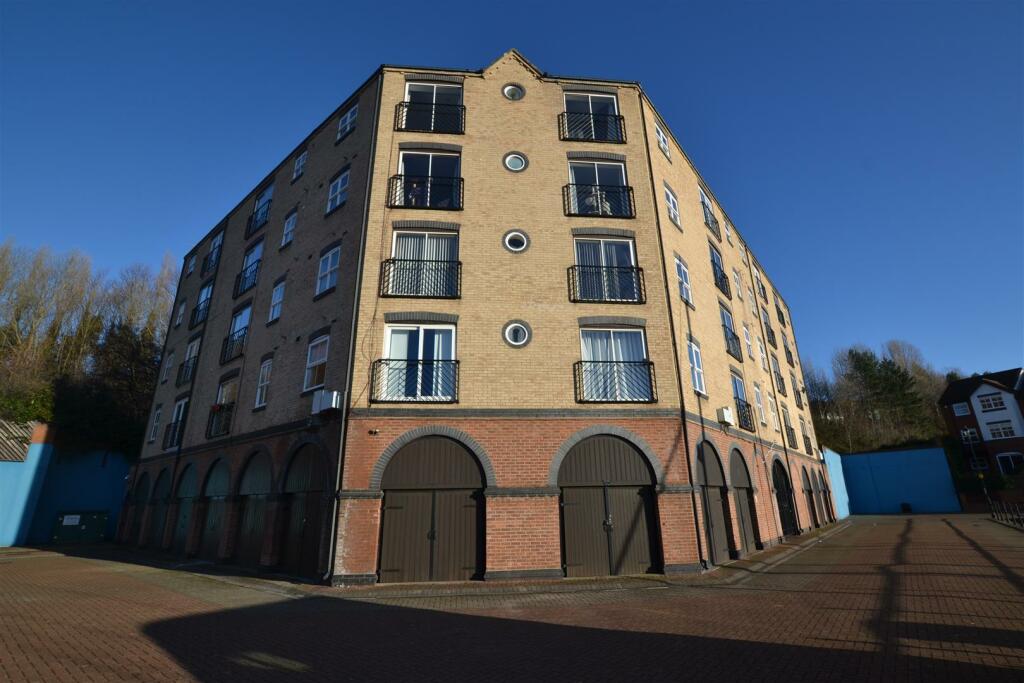 Main image of property: The Moorings, Newcastle Upon Tyne