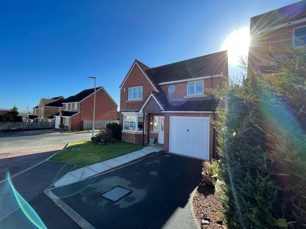 4 bedroom detached house for sale in Rosecroft, Newfield, Chester Le