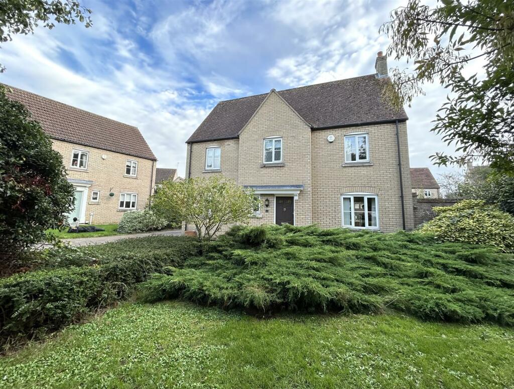 4 bedroom detached house for sale in Teasel Drive, Ely, CB6