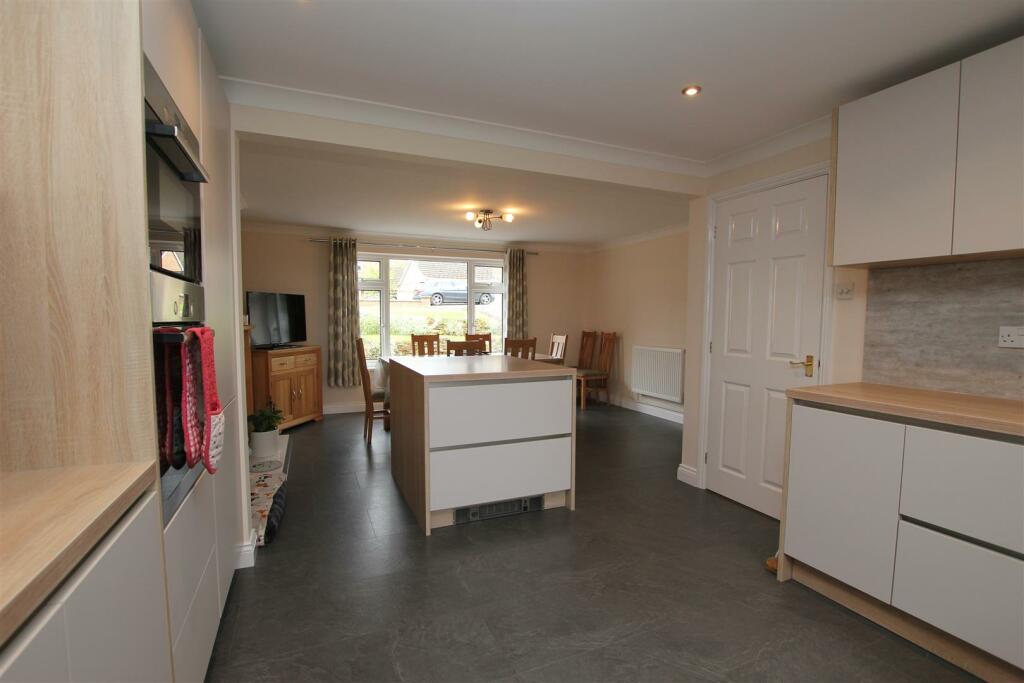 Additional property image - Cannon Street, Little Downham, Ely