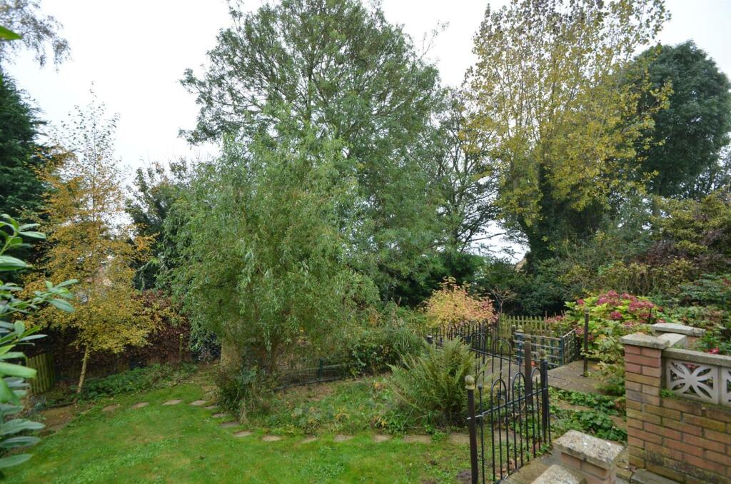 Additional property image - Sutton Park, Sutton