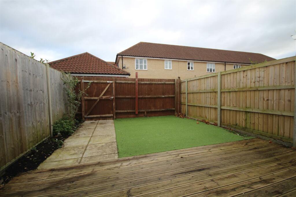 Additional property image - Shocksham Terrace, Soham