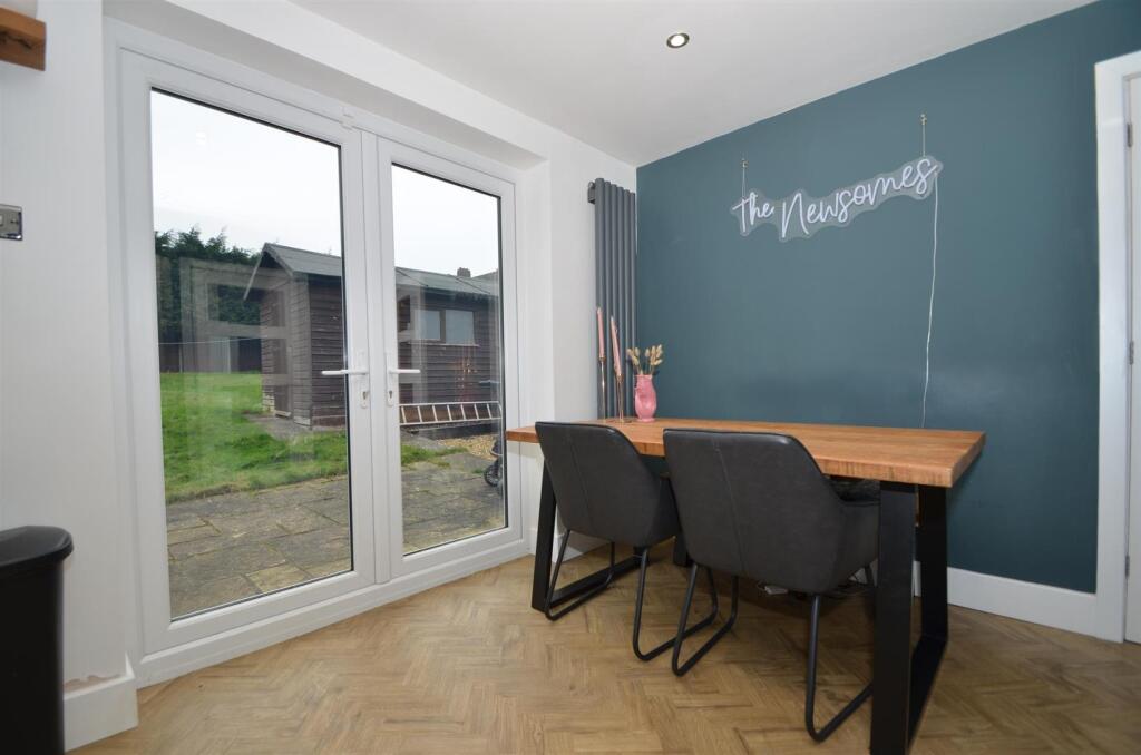 Additional property image - Cherry Orchard, Haddenham, Ely
