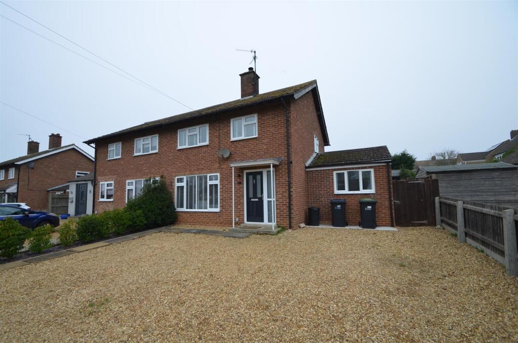 Additional property image - Cherry Orchard, Haddenham, Ely