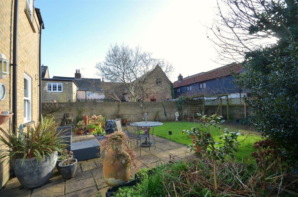 Additional property image - Nutholt Lane, Ely