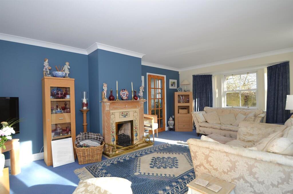 Additional property image - Nutholt Lane, Ely