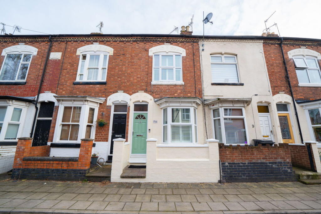 Main image of property: Park Avenue, Aylestone, Leicester, LE2