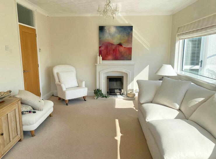 2 bedroom detached bungalow for sale in Zoar Terrace, Quakers Yard