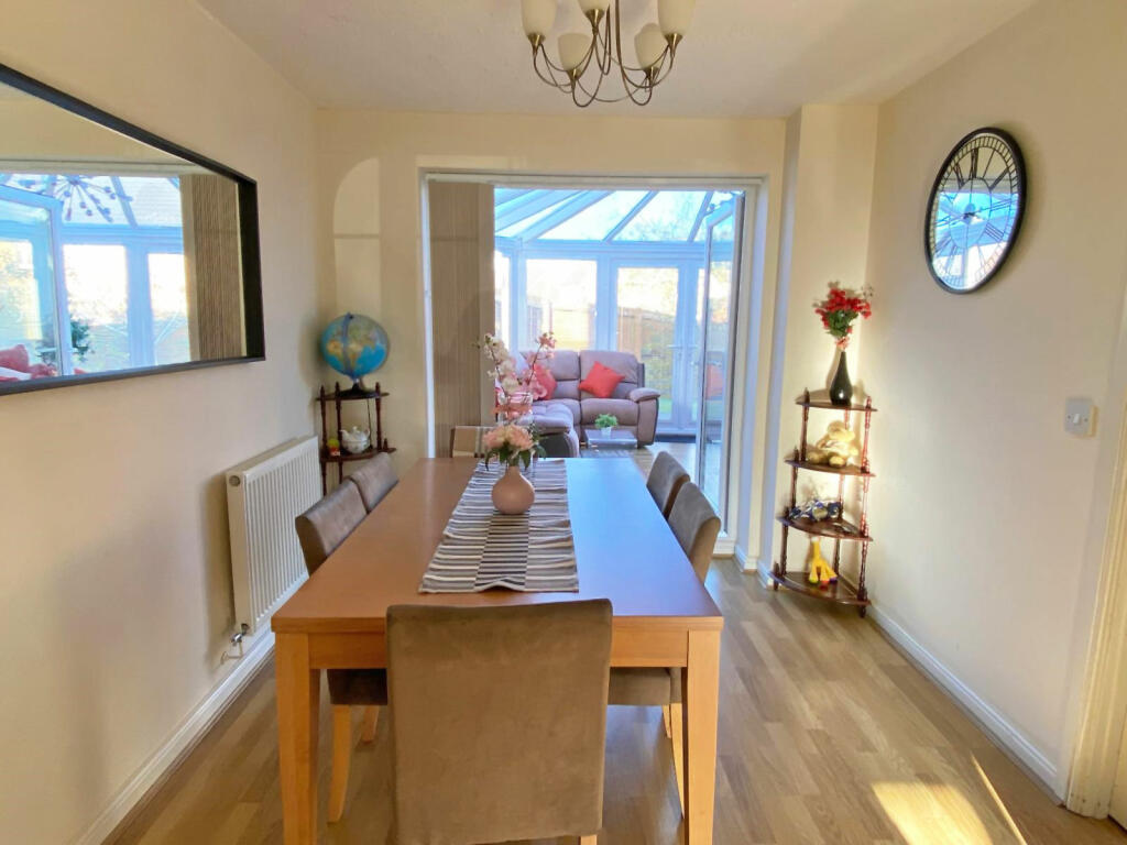 Additional property image - Cae Canol, Hengoed, CF82 7RU