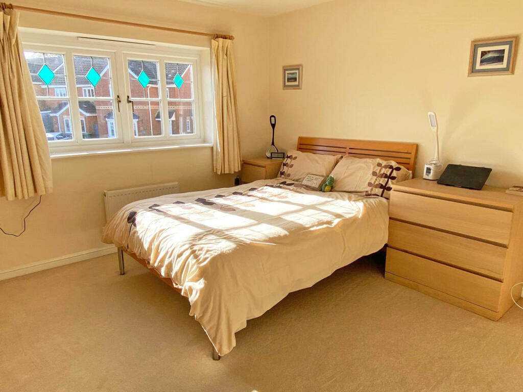 Additional property image - Cae Canol, Hengoed, CF82 7RU