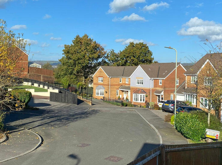 Additional property image - Cae Canol, Hengoed, CF82 7RU
