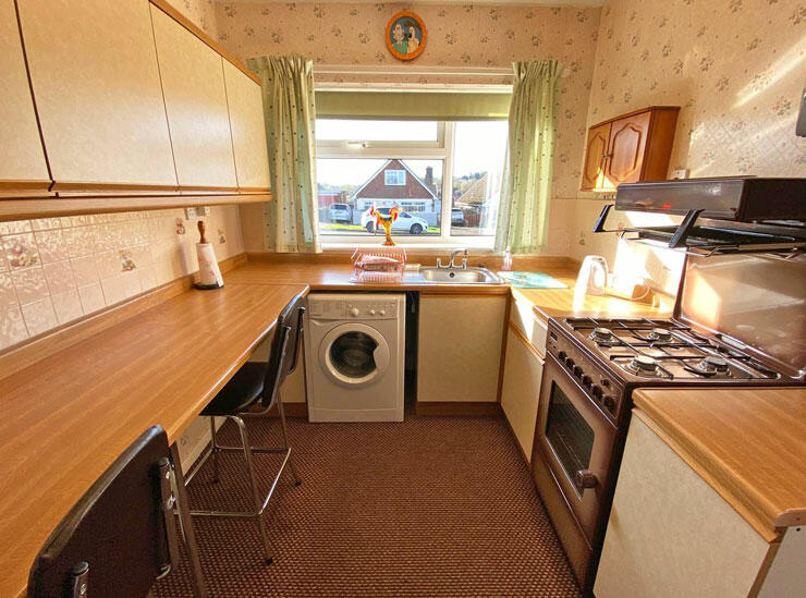 Additional property image - Rolls Avenue, Pen-Pedair-Heol, Hengoed, CF82 8HP