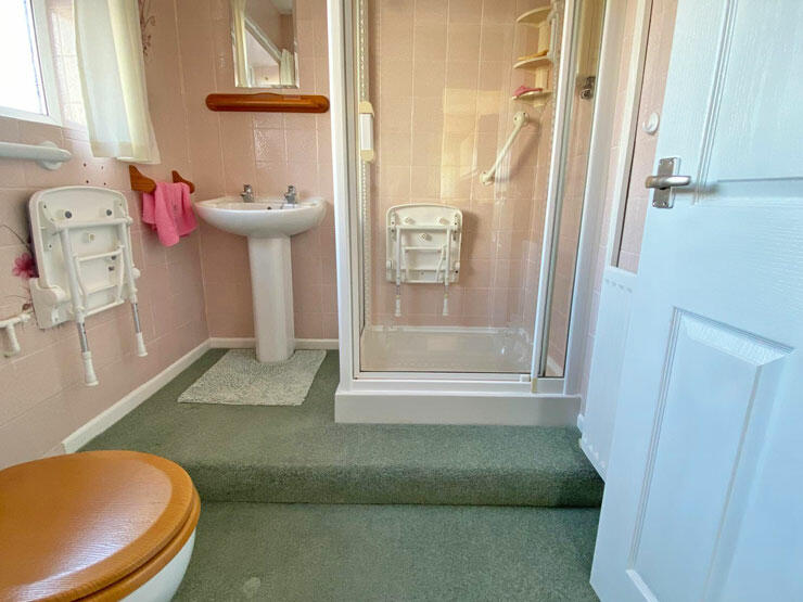 Additional property image - Rolls Avenue, Pen-Pedair-Heol, Hengoed, CF82 8HP