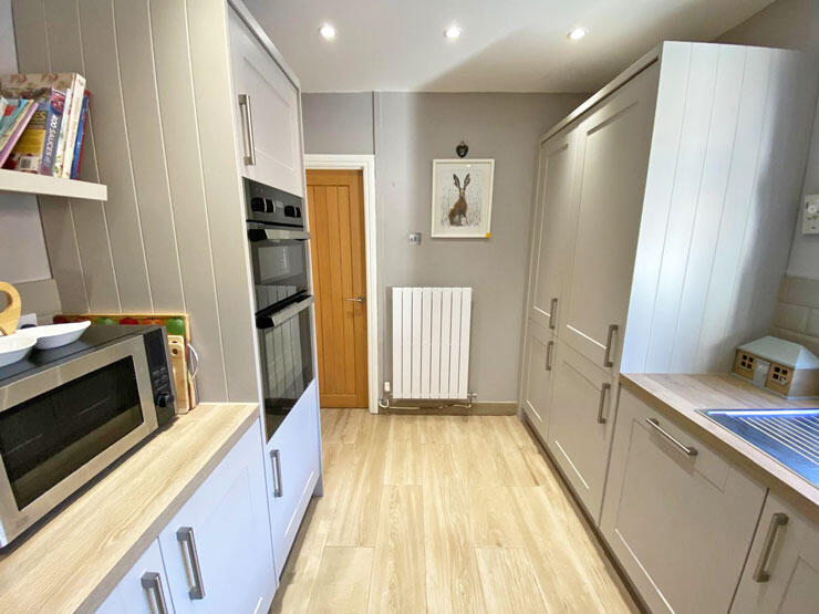 Additional property image - Maen Gilfach, Trelewis, Treharris, CF46 6BG