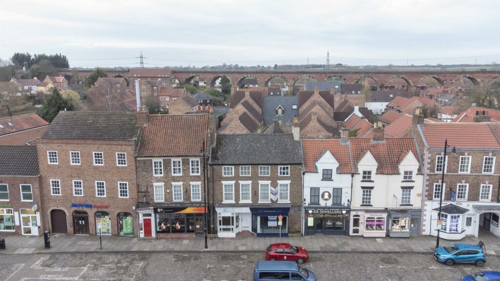 Commercial property for sale in High Street, Yarm, TS15
