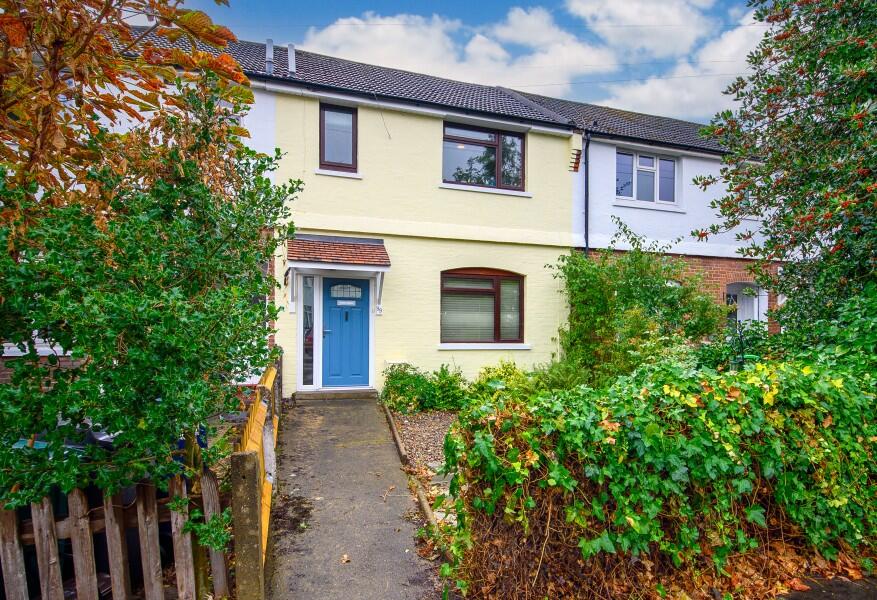 Main image of property: SQUIRES LANE, FINCHLEY, N3