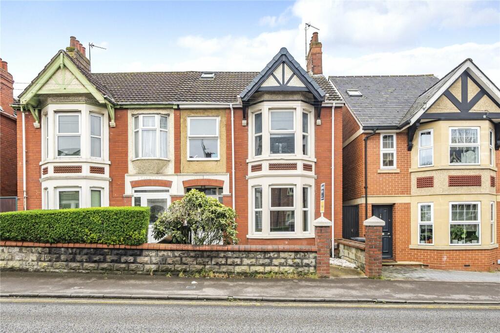 4 bedroom semi-detached house for sale in Kingshill Road, Old Town, Swindon, Wiltshire, SN1