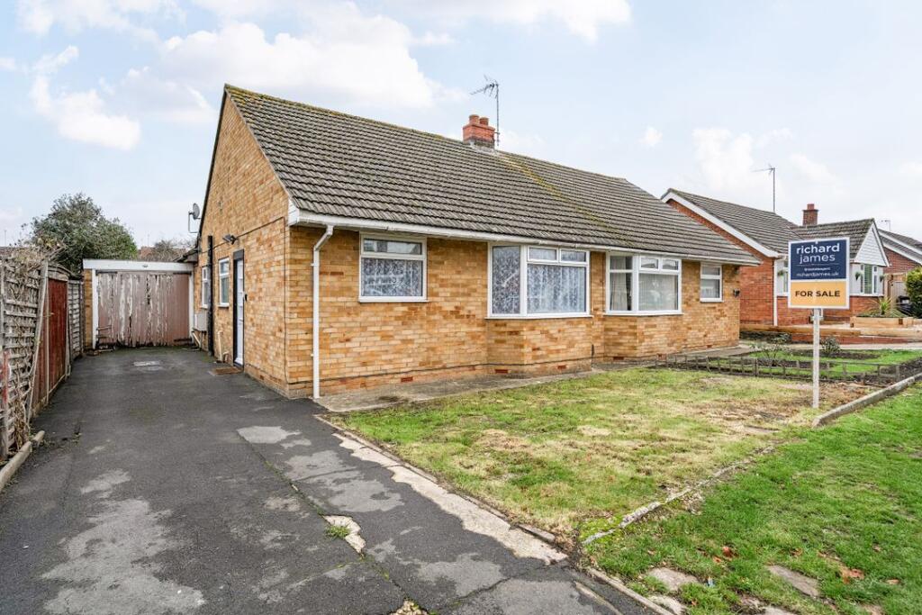 Main image of property: Kennet Road, Wroughton, Swindon, SN4