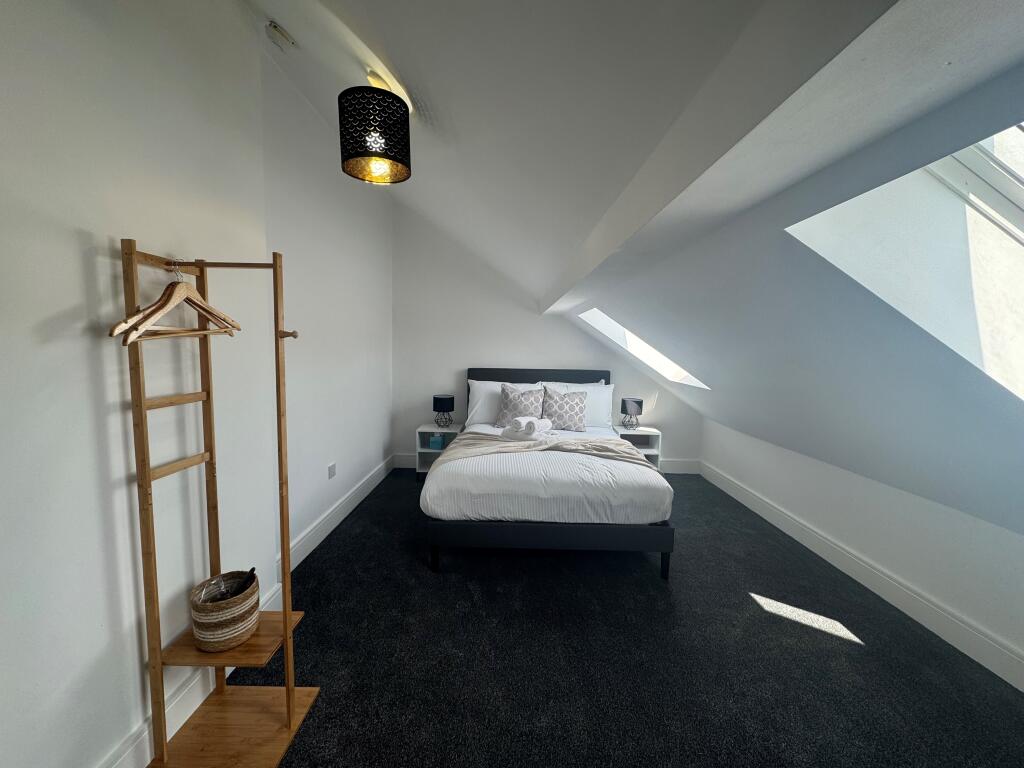 Main image of property: Sandhurst Street, L17