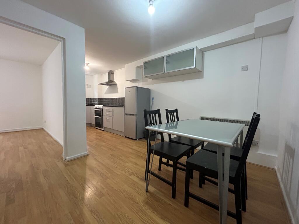 Main image of property: Princes Court, L8