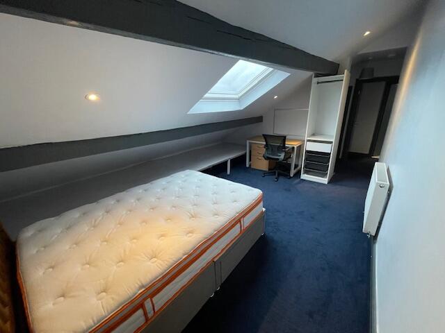 Main image of property: Room 6 Salisbury Road, L15