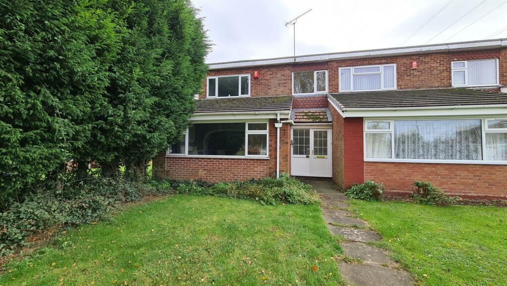 3 bedroom end of terrace house for sale in Arne Road, Walsgrave, Coventry, CV2
