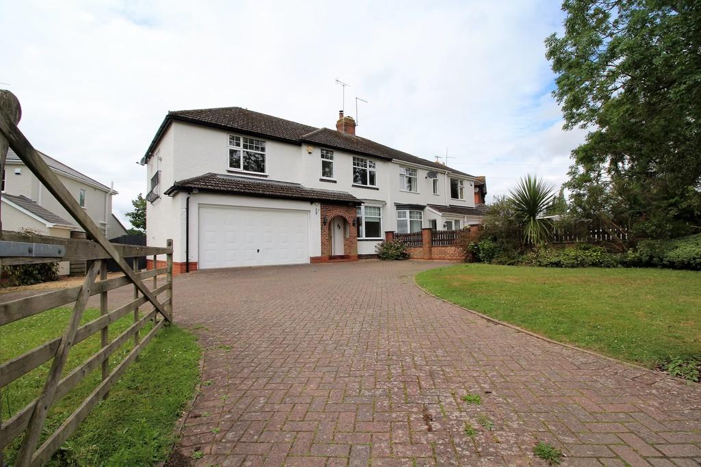 3 bedroom semidetached house for sale in Red Lane, Kenilworth