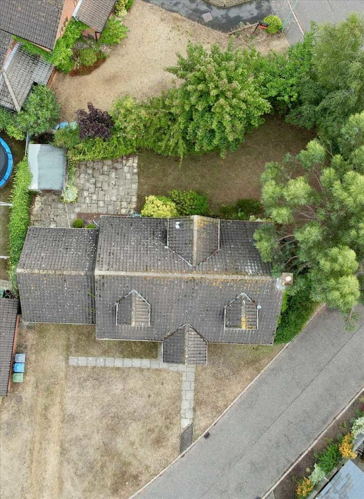 3 bedroom bungalow for sale in Pine Bank, Martlesham Heath, IP5