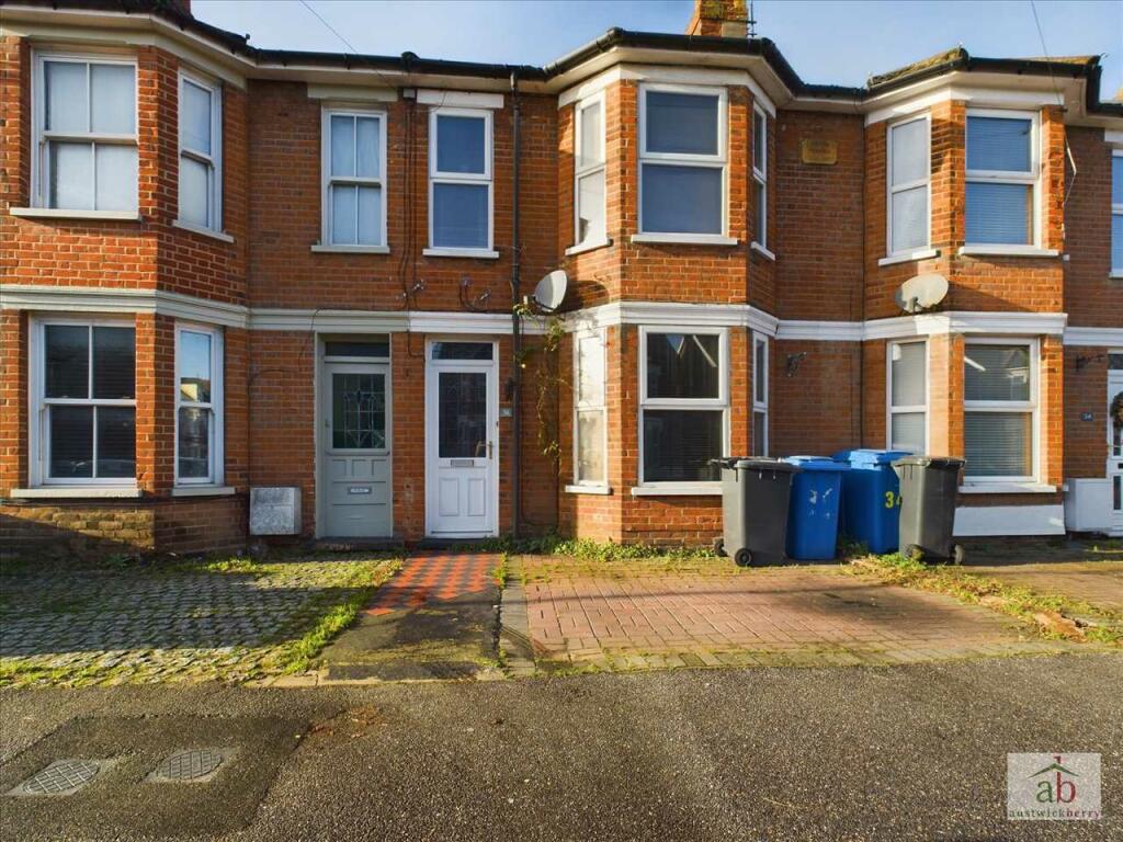 3 bedroom terraced house for sale in Hatfield Road, Ipswich, IP3