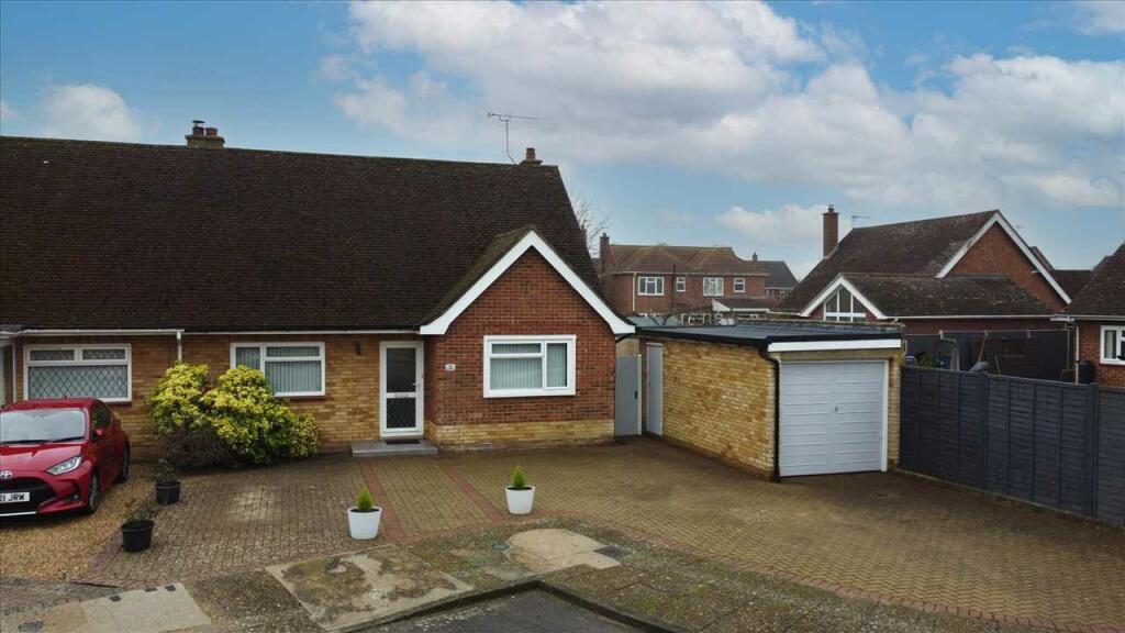 2 bedroom bungalow for sale in Bodiam Close, Broke Hall, IP3