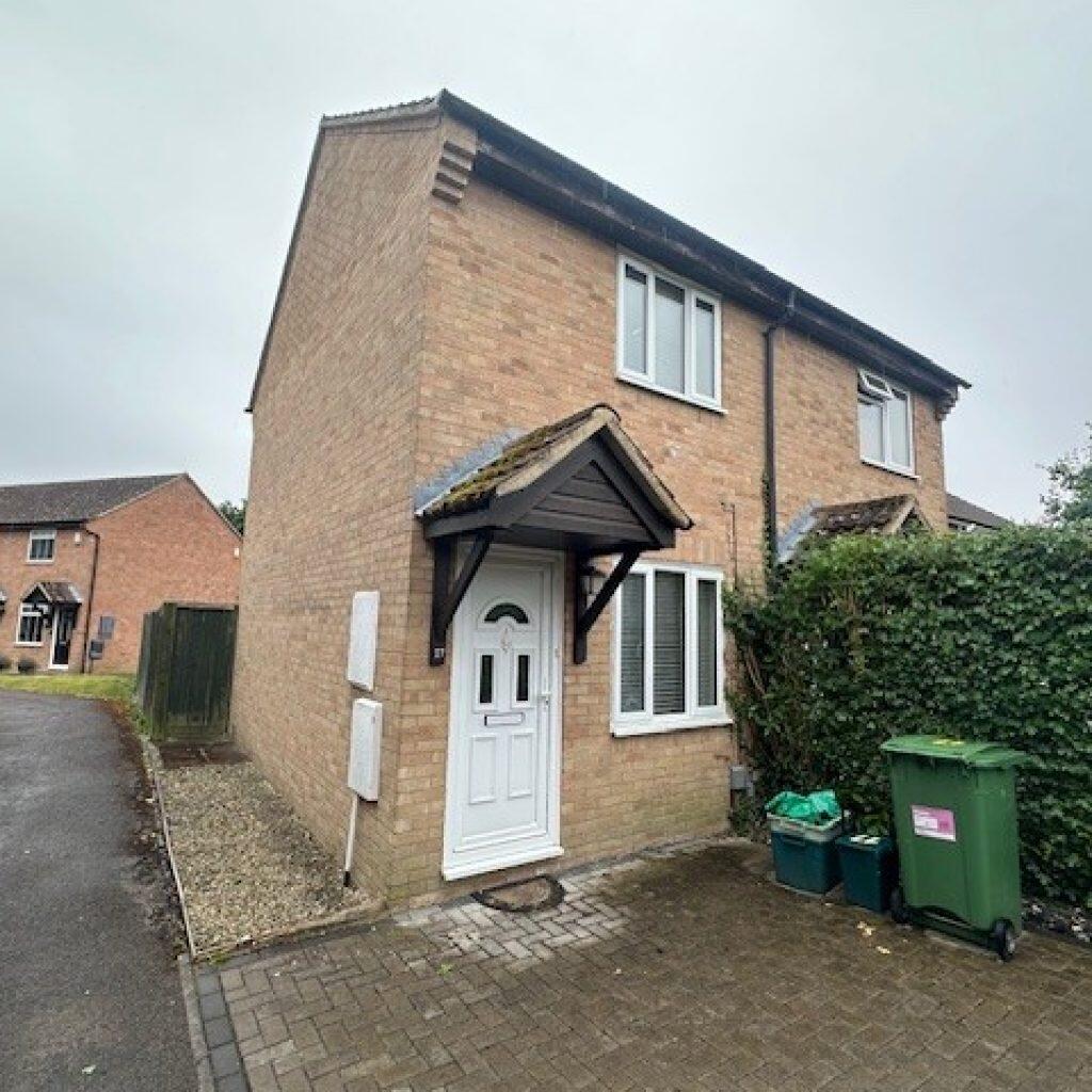 Main image of property: SCRIVENS MEAD, THATCHAM