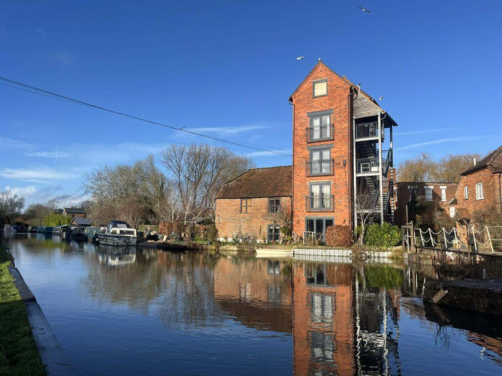 Main image of property: The Granary, West Mills, Newbury