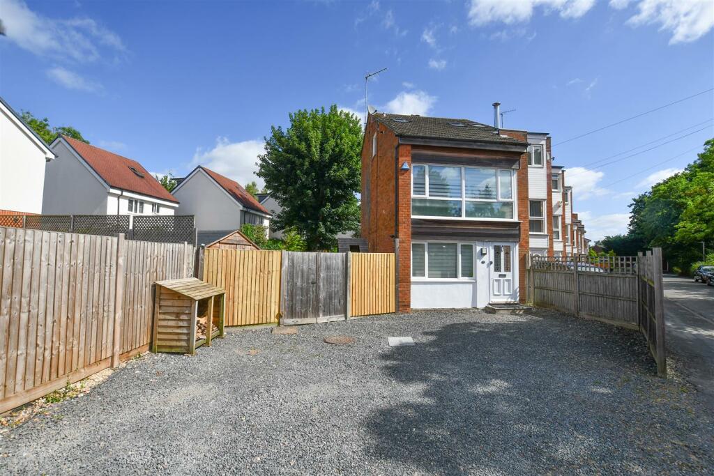 Main image of property: Colne Gardens, London Colney, St. Albans