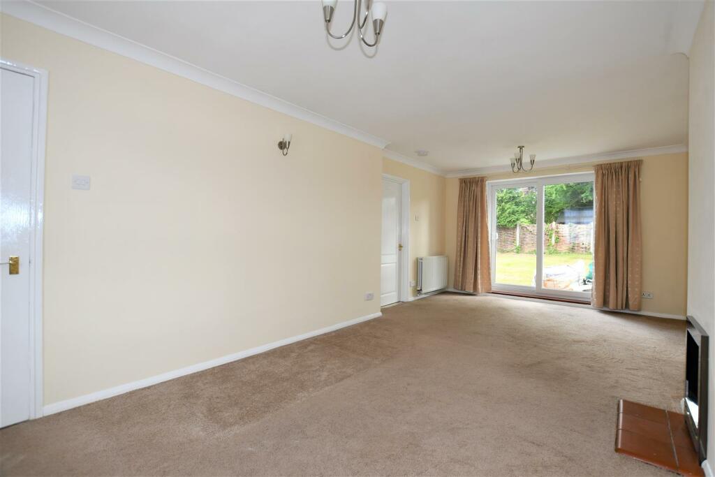 Additional property image - Hamilton Close, Bricket Wood