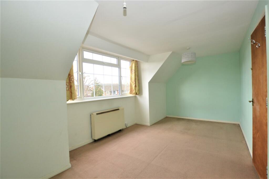 Additional property image - How Wood, Park Street