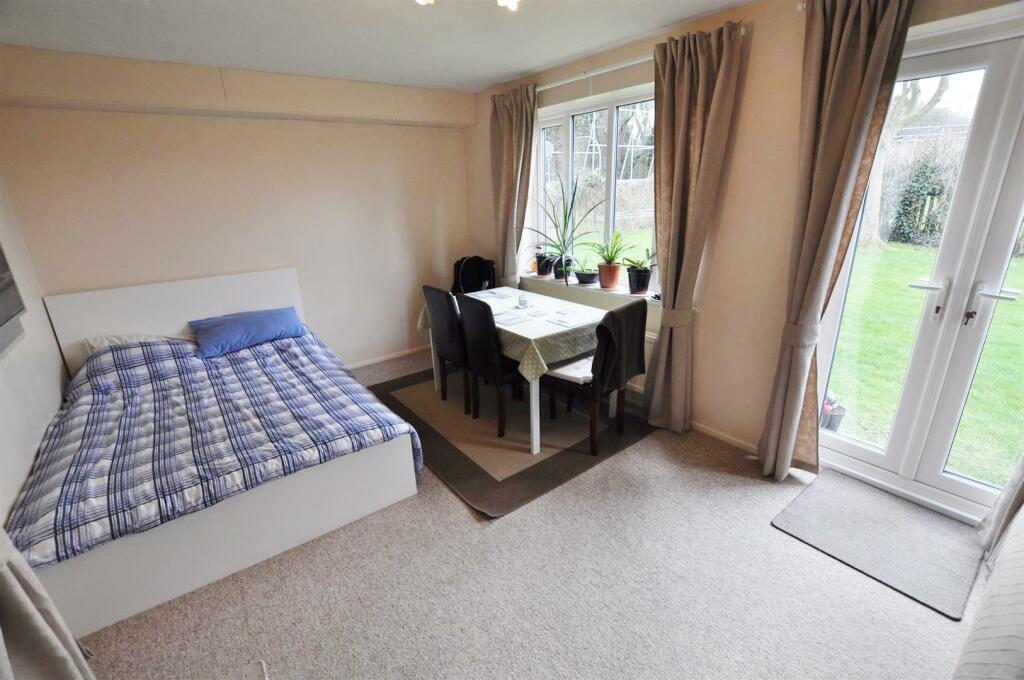Additional property image - Park Place, Park Street