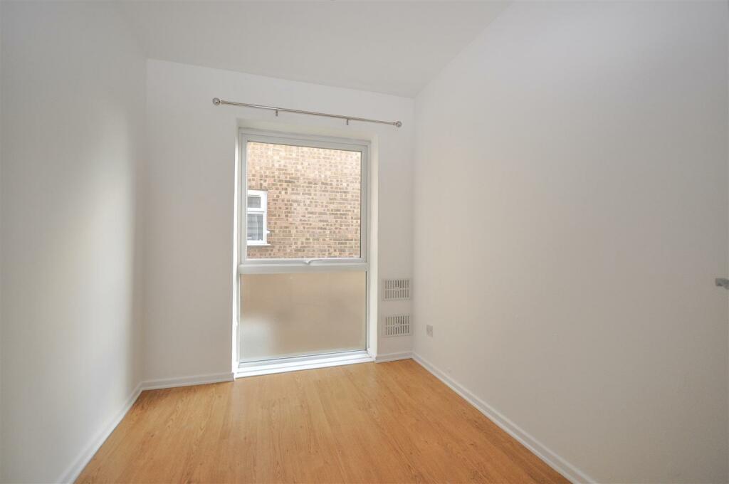 Additional property image - Eskdale, London Colney