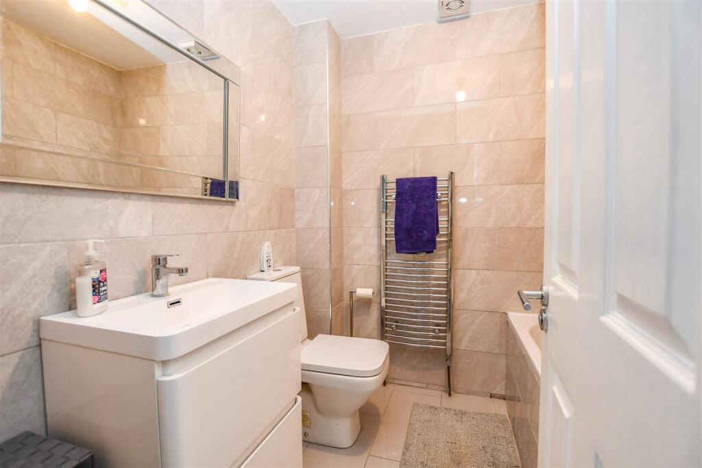 Additional property image - Halsey Park, London Colney, St. Albans