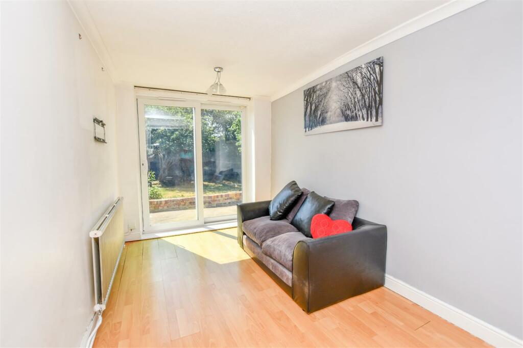 Additional property image - Floral Drive, London Colney, St. Albans