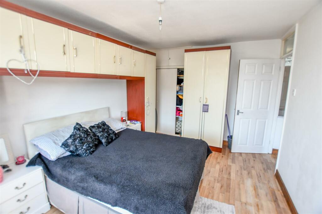 Additional property image - Floral Drive, London Colney, St. Albans