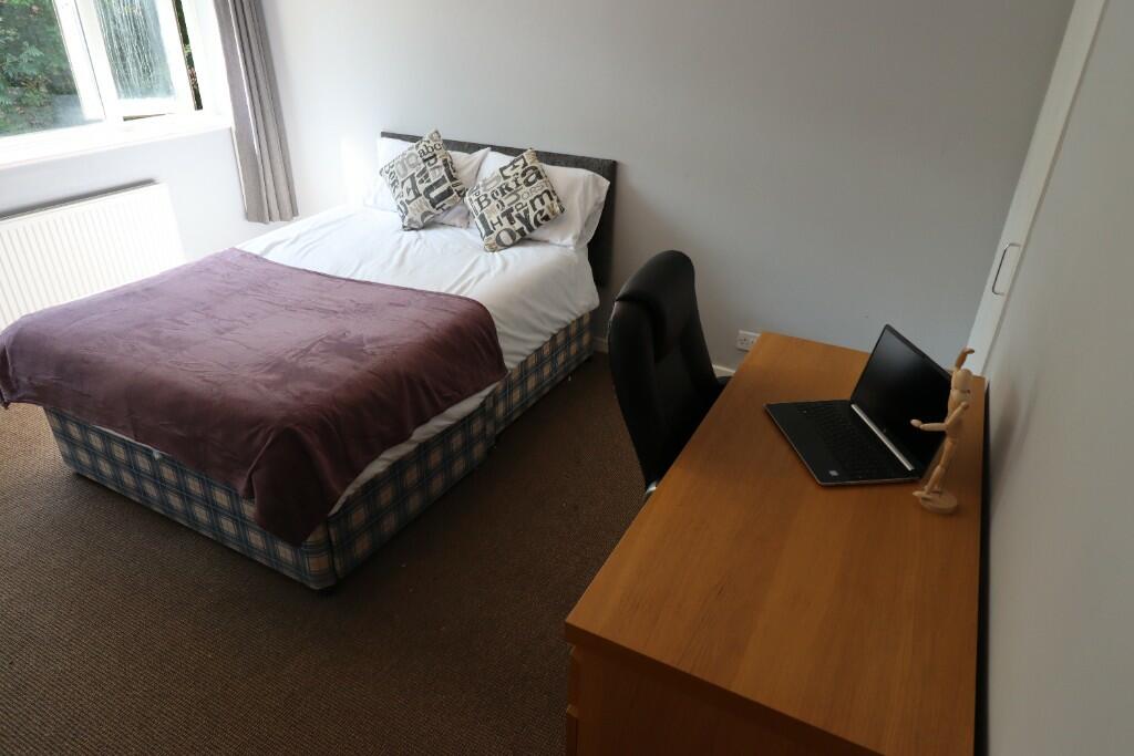 Additional property image - Hayes Park, Chester, Cheshire, CH1