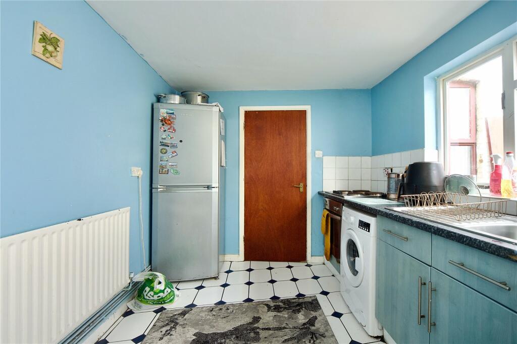 Additional property image - Wrotham Road, Gravesend, Kent, DA11