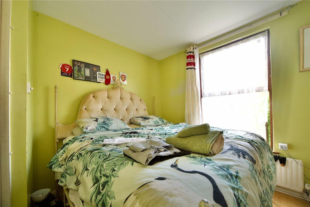 Additional property image - Wrotham Road, Gravesend, Kent, DA11