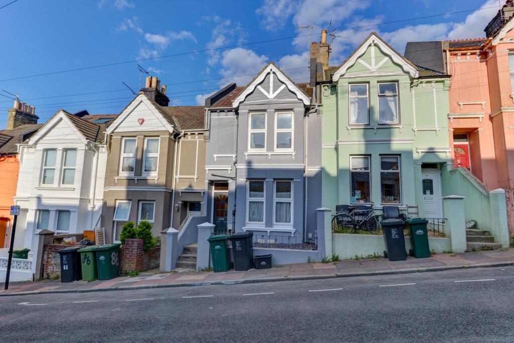 7 bedroom terraced house for rent in Brading Road, Brighton, East Sussex, BN2